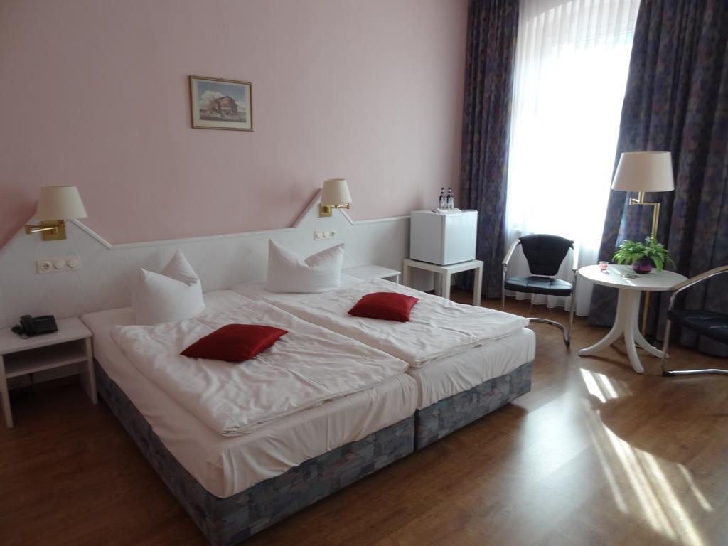 Hotel Elisenhof Chemnitz Exteriör bild