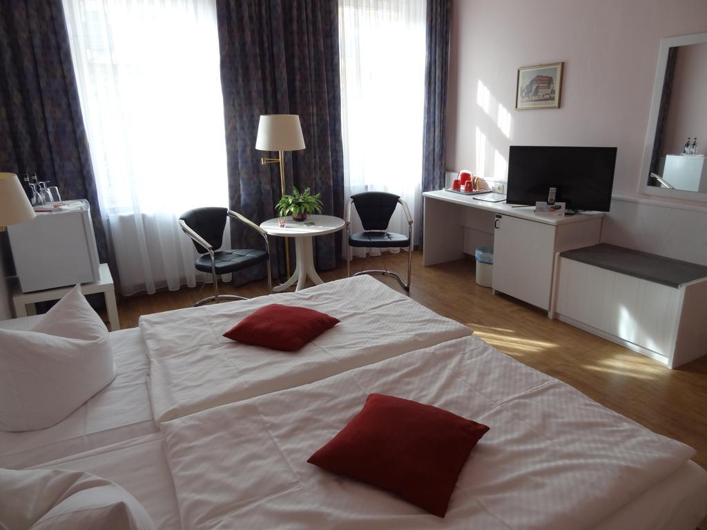 Hotel Elisenhof Chemnitz Exteriör bild