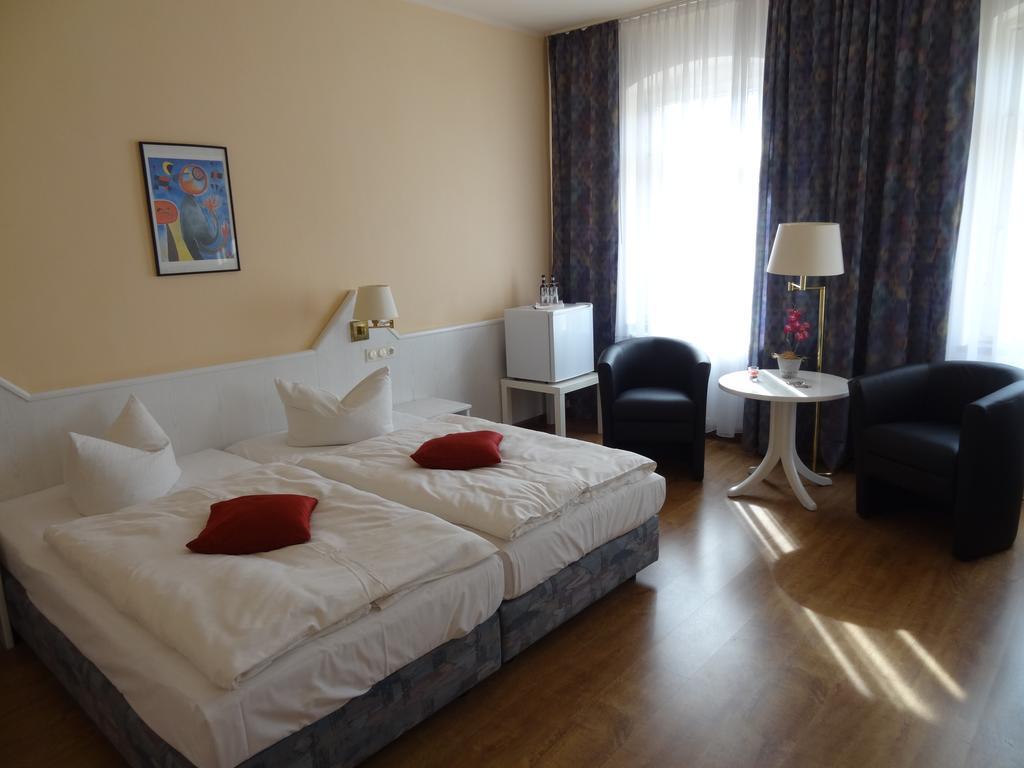 Hotel Elisenhof Chemnitz Exteriör bild